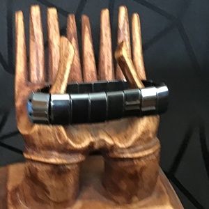 NWOT Black Bracelet(stretchable)